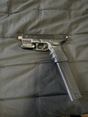 Glock 17 Airsoft Prop Gun