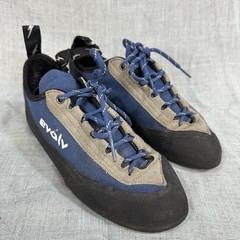 EVOLV Rock Climbing Shoes Women’s Leather Lace-up – US 8