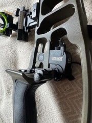 Hoyt VTM 31 RH 70# WILDERNESS 28DL