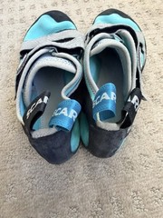 Scarpa Origin Women’s Size 8.5 Black/Teal Strap Rock Climbing Shoes