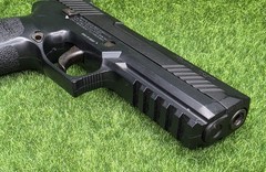 Sig Sauer P320 CO2 Pellet Gun Air Pistol 380fps .177 cal – (MISSING GRIP PART)