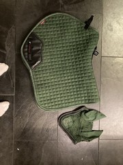 LeMieux Suede Saddle Pad , Ear Bonnet U.S. 4 Riding Shirt Set Hunter Green