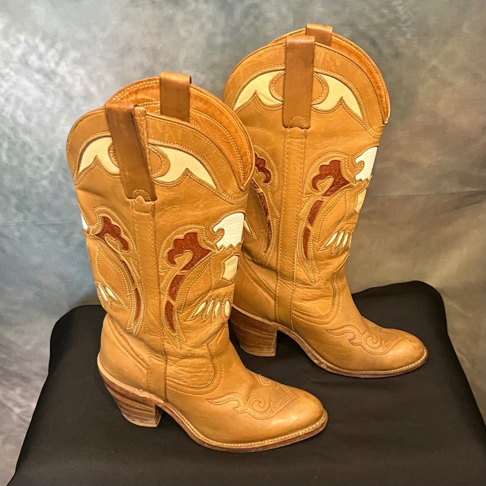 Vintage Miss Capezio Tan Leather Western Cowboy Boots Embroidered Details