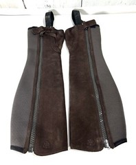 ARIAT UNISEX MEN’S/ WOMEN’S UPPER LEATHER BREEZE CHAP’S (ST) SMALL TALL EUC