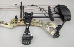 Bear Vast Compound Bow 20-30″ Draw Length 70lbs w/ sight, quiver + more