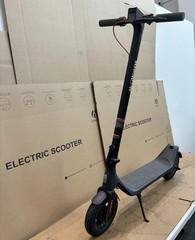 300W 7.5AH Folding Electric Scooter Adult 10» Urban Commuter E-scooter Range