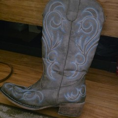 IUV Women’s Brown Western Equestrian Cowboy Boots US Size 8 Style CB-C04