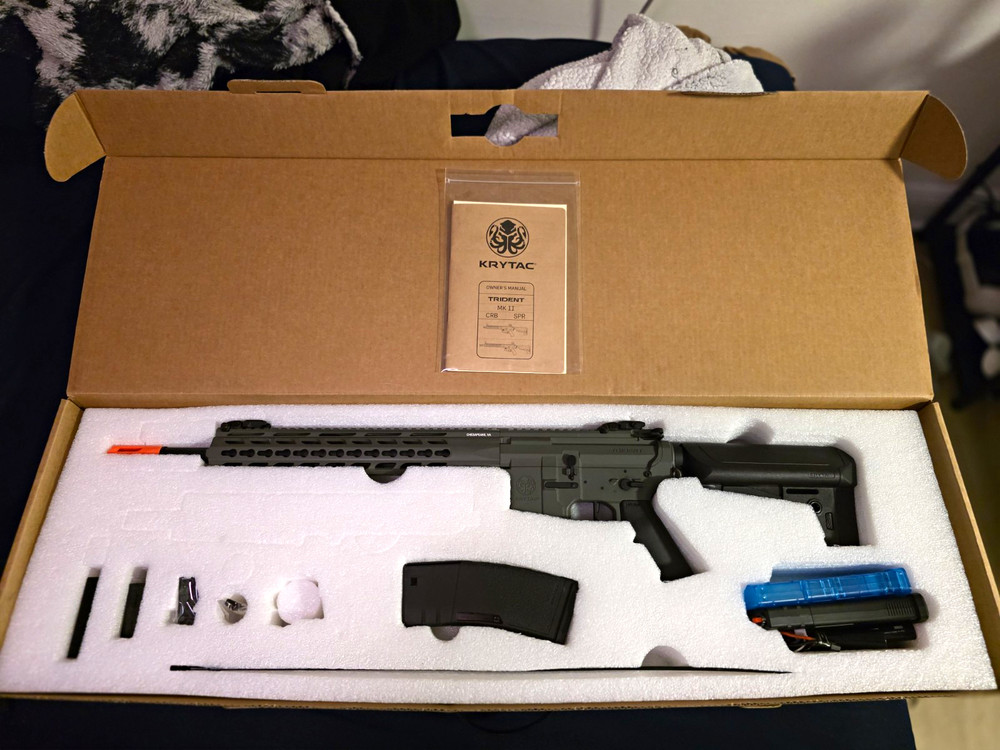 KRYTAC Trident MK II Electric Airsoft AEG Rifle w/ Magazine & Battery