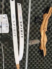 Southland Archery Supply SAS Spirit 62″ 30lbs Take Down Recurve Bow – Sight/Rest