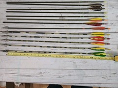 Easton Aluminum Arrows 5 XX75 + Bradheads Camo Hunter 7 Gamegetter 1918 29.5″
