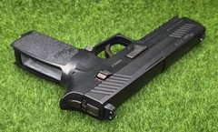 Sig Sauer P320 CO2 Pellet Gun Air Pistol 380fps .177 cal – (MISSING GRIP PART)