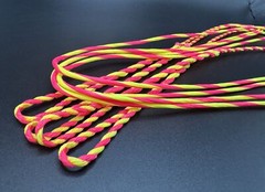 Flemish Recurve Bowstring – B55 (Dacron) – Custom Color