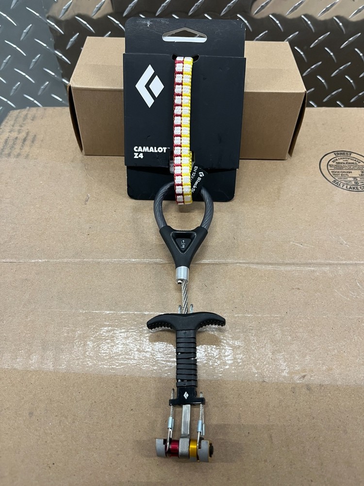 Black Diamond Camalot™ Z4 Offset – Flexible Stem Climbing Cam – Various Sizes