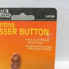 The Game Tracker Hunting Large KISSER BUTTON For 16-20 Strand Bowstrings New