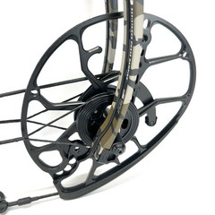 Mathews Lift 29.5 Bow RH 27″/ 65lbs. – Black and Mossy Oak Bottomlands
