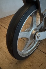 Xootr Cruz Foot Scooter With Brake & Wooden Deck
