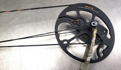 Mathews Mission Craze II RH Compound Bow w/ Dead Nuts 3, 4-Pin Fiber Optic Sight
