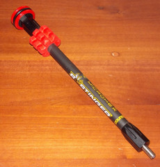 Bee Stinger MicroHex 10″ Stabilizer in Matte Black w/Red – B Stinger