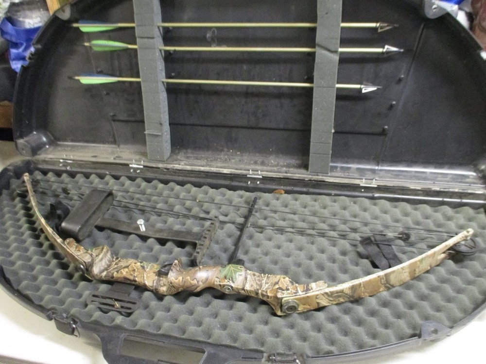 Vintage Bear Kodiak 2 Camo Compound Bow with Case and Arrows