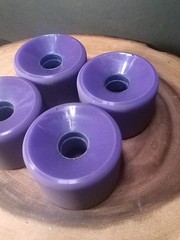 Orangatang Stimulus 70mm 83 a , Purple Wheels 1 sets of 4pcs