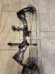 Bowtech Solution 70lb RH Set On 62lb Draw At 28” Bare Bow
