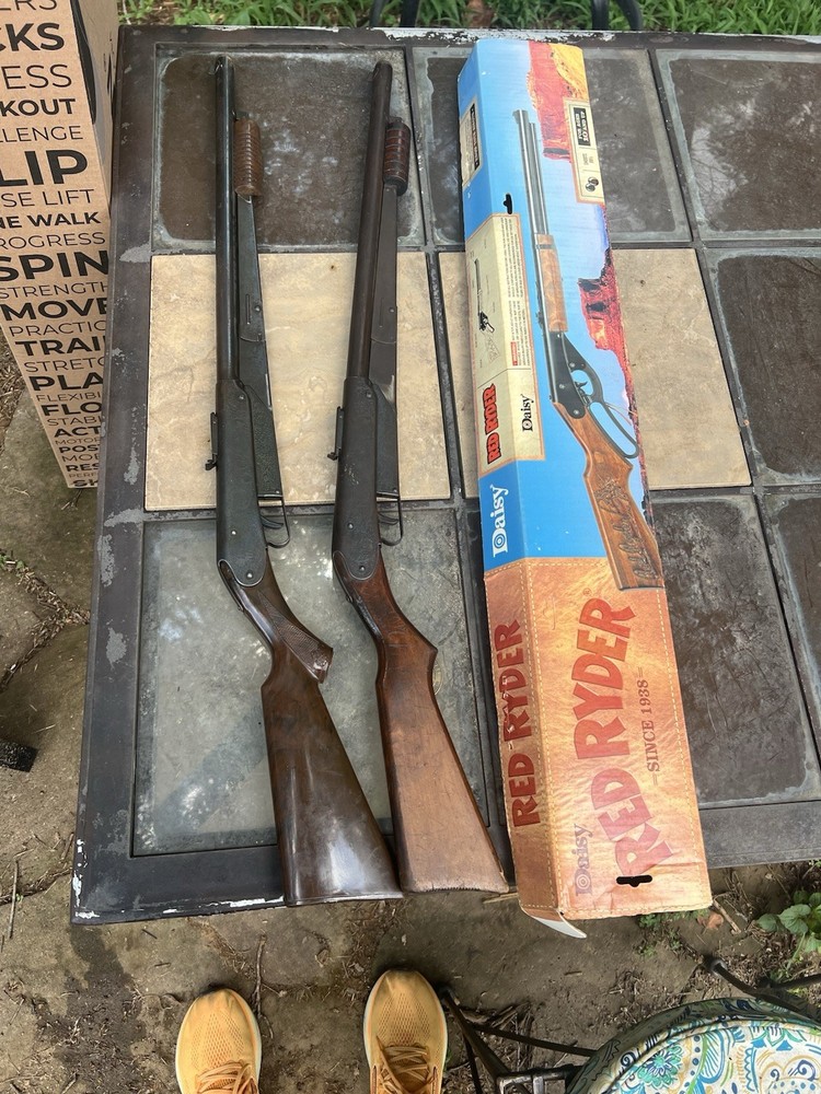 Vintage Daisy BB Gun Model No 25 Rifle’s & Red Rider W/ Box Paper Work Lot Of 3