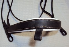 DOVER CIRCUIT Bridle & Bit – PADDED – 2-Tone Black & White – GREAT FREE Reins