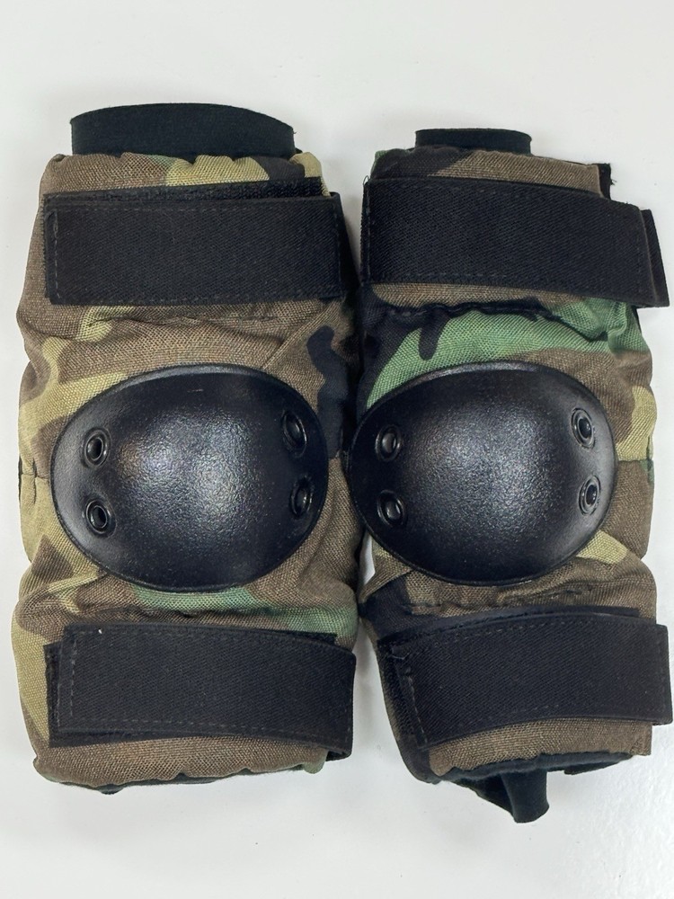 USGI Camouflage Elbow Pad Set, Woodland Camo | Medium NOS