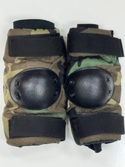 USGI Camouflage Elbow Pad Set, Woodland Camo | Medium NOS