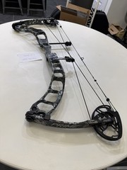 Prime Centergy Bow RH 34 ATA 60-70lbs Compound Bow