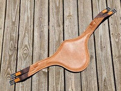 Devoucoux Light Brown Padded Belly Guard Stud Jump Girth – 50″-125cm – NWOT