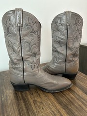 Tony Lama Western Boots Gray Leather Embroidered Pointed Toe 11.5D 62080