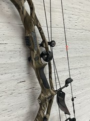 Hoyt RX-9 RH, #50 – #60, Mossy Oak Bottomlands Camo
