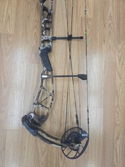 PSE EVO EVL 34 Compound Bow 70#