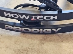 Bowtech Prodigy Rh 60 Lb 29″ Draw TACTIC CBE 3 Pin Bstinger Stabilizer W Sling