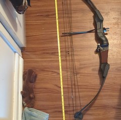 Bear Grizzly Bear Vintage Compound Bow 50# 30″ Right Hand Black Aluminum Archery