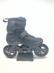 PS Swell Triple Black SkatesSize 7.0 EU39
