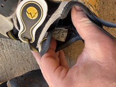 La Sportiva Solution Climbing Shoes – EU 38.5 / US Mens 6.5 / Women’s 7.5 Great