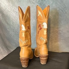 Vintage Miss Capezio Tan Leather Western Cowboy Boots Embroidered Details