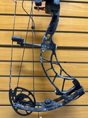 Obsession Defcon M2 6 Compound Hunting Bow – 70#, 27” – Item 3754