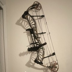 Bear Compound Bow for Men, Camouflage Finish Camo great and reliable bow!￼