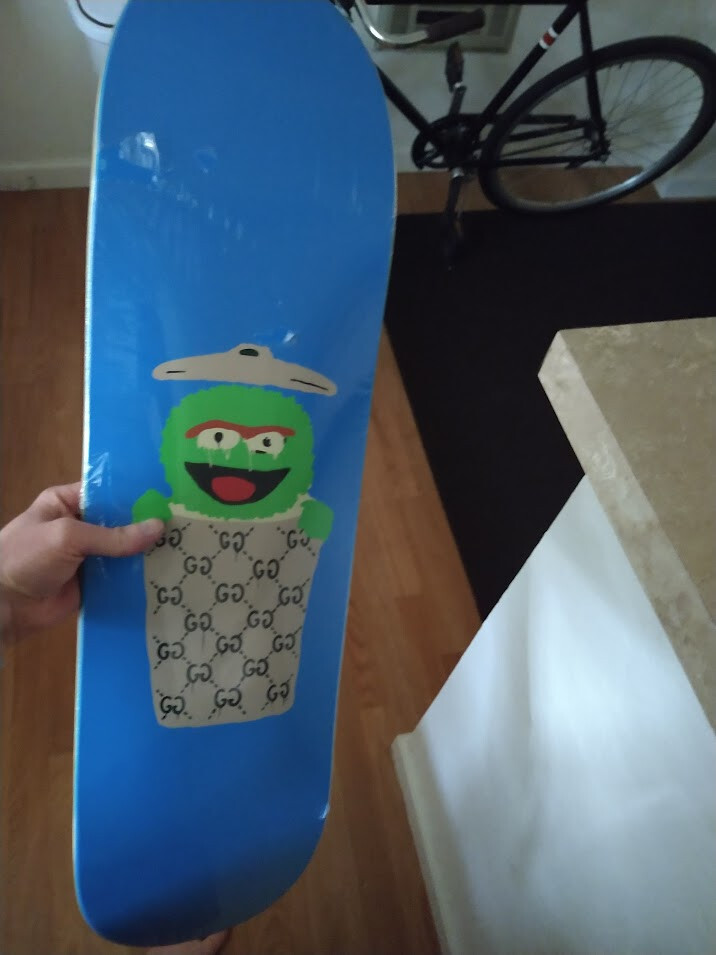 Gucci Skateboard -Gucci Ghost – Oscar the grouch – 100% Real, Extremely Rare