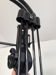 Bear Brave Compound Bow RH 32in Axle to Axle 3 Arrow Quiver Case Black