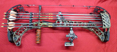 MATHEWS V3X 29” RH COMPOUND BOW 60-70 LB, SIGHTS, QUIVER, NICE SHAPE