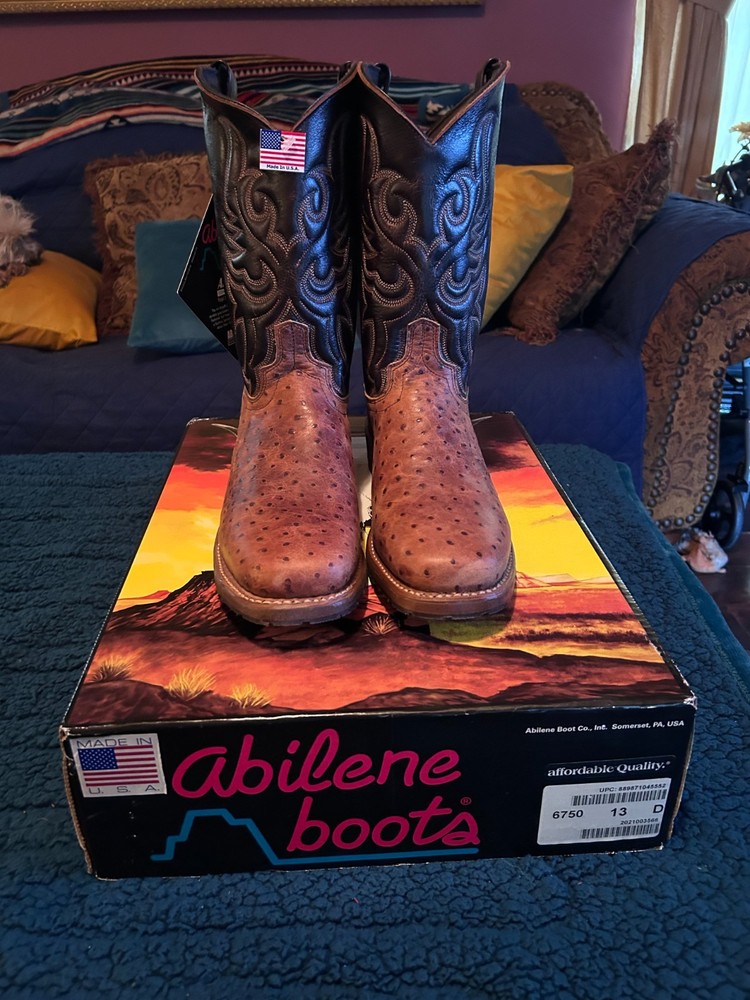 MENS ABILENE BOOTS SZ 13D OSTRICH PRINT ( NICE!!! )