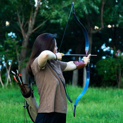 Deerseeker 52″ Handmade Recurve Bow Set for Adults & Youth – 20-80Lbs