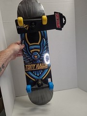 TONY HAWK SIGNATURE SERIES SKATEBOARD Blue Eagle 31 Inches