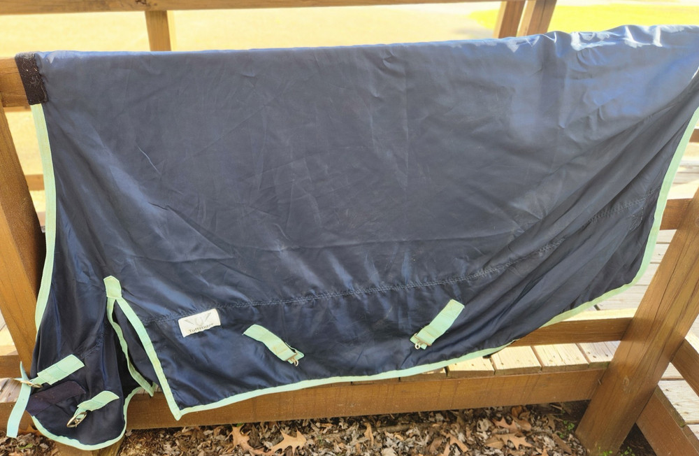 TuffRider Lite Horse Sheet – Size 72 – Navy Blue/Light Green