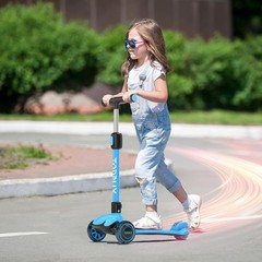 Kids Scooter, Light Up 3 Wheel Kick Scooters for Kids 3-12, Folding Scooters …