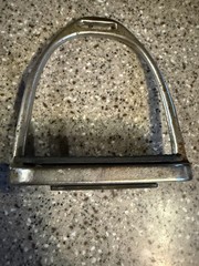 Set Of Fillis Stirrup Irons 12 Cm (4.7”) With rubber Tread pads Well Loved